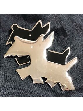 Vintage Scottish Highland Terriers Black Enamel & Silvertone Pin Brooch